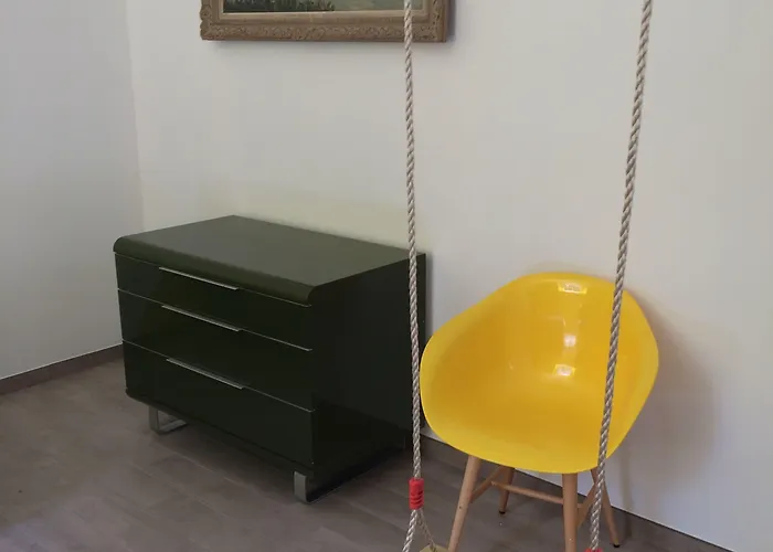 De La Bernardiere La Jumellière