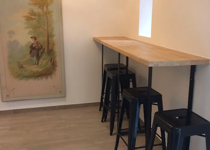 Hotell De La Bernardiere